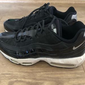 Nike air max black sneakers